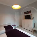 Au Moulin D'or מלון דירות