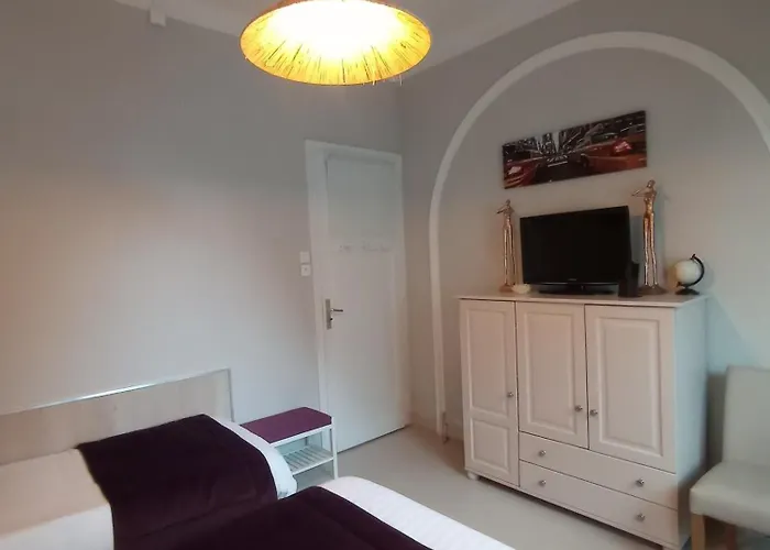 Au Moulin D'or Aparthotel